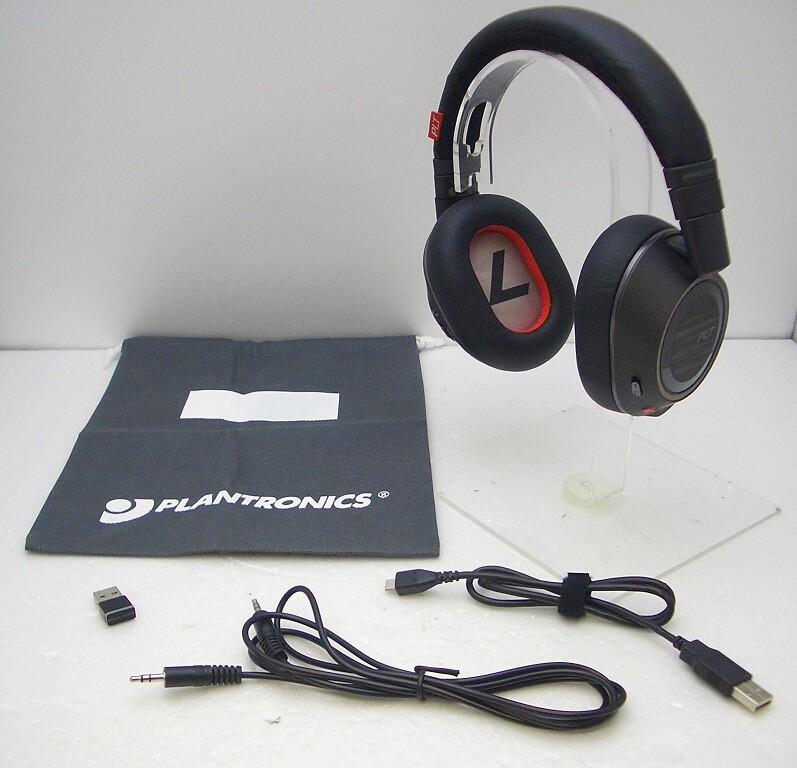 poly voyager 8200 uc bluetooth headset